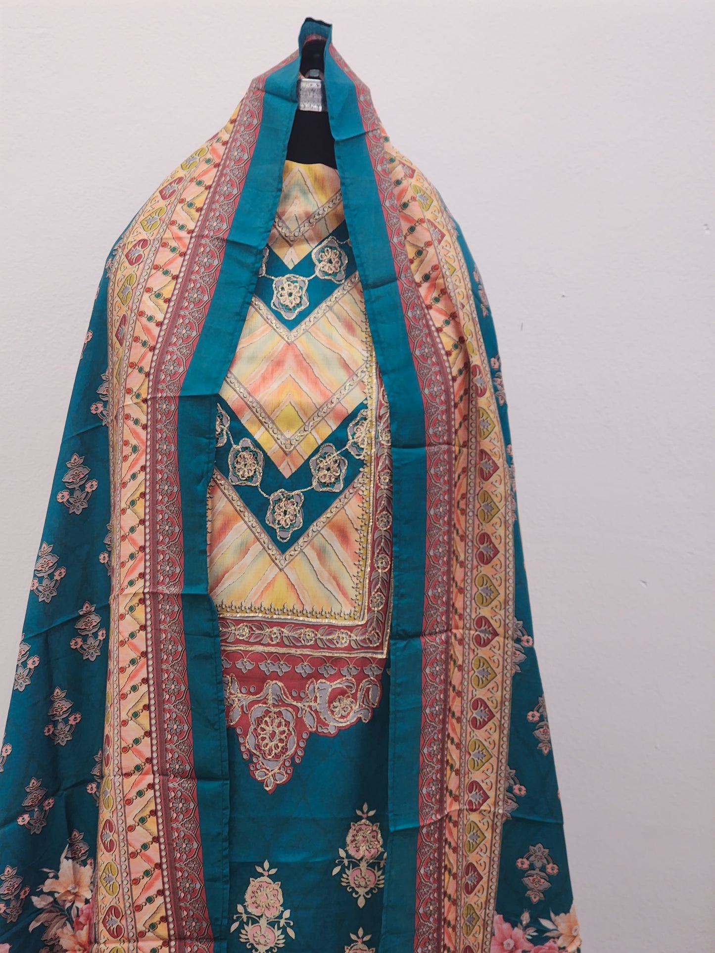 Pure Muslin Printed Suit With Zari Work
