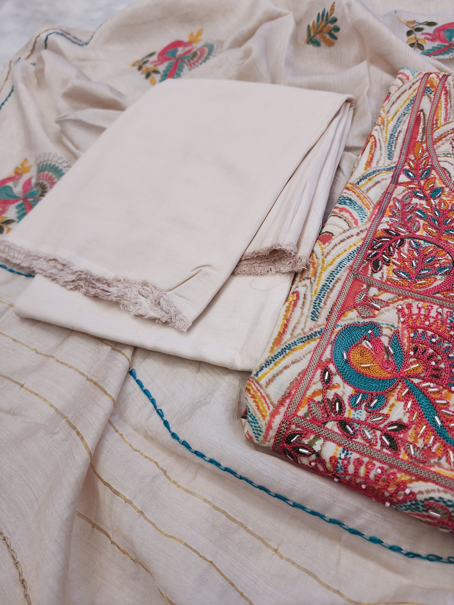 Cream Silk Suit With Embroidery