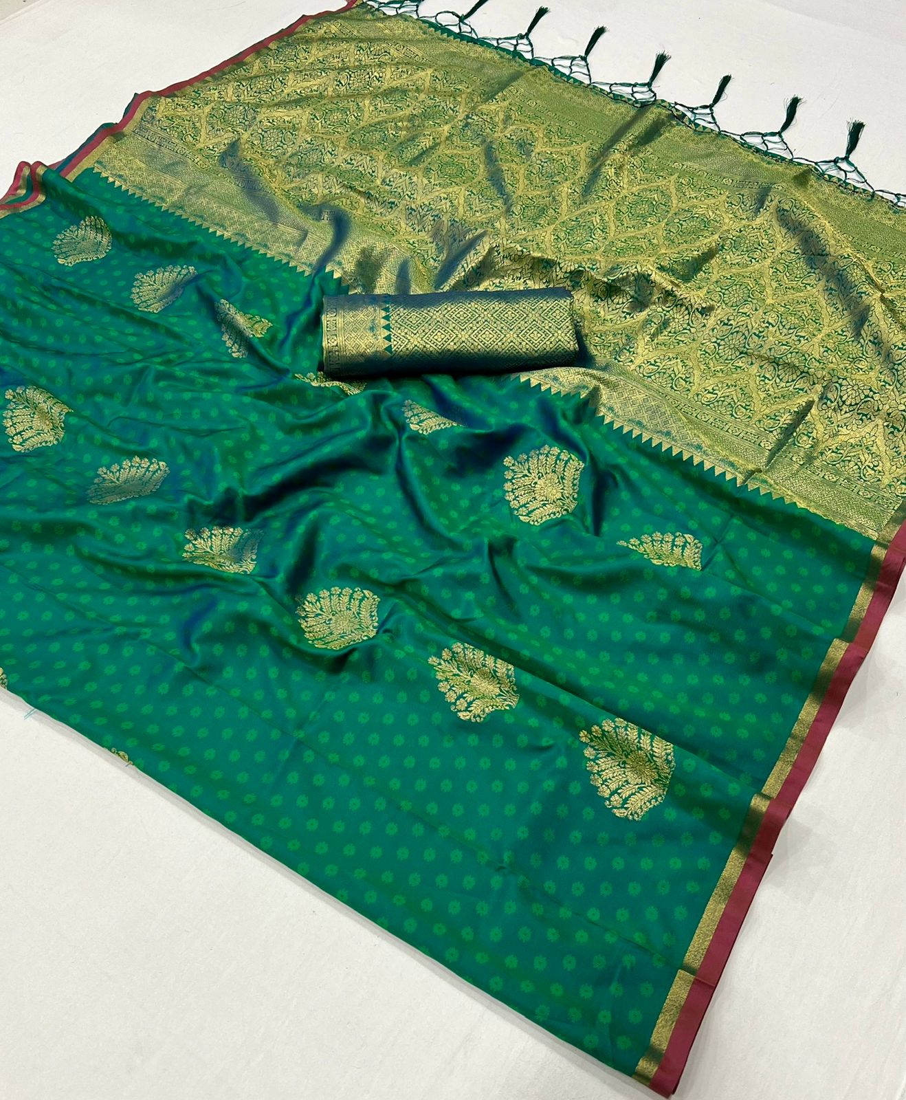 Ishani Green Silk Saree