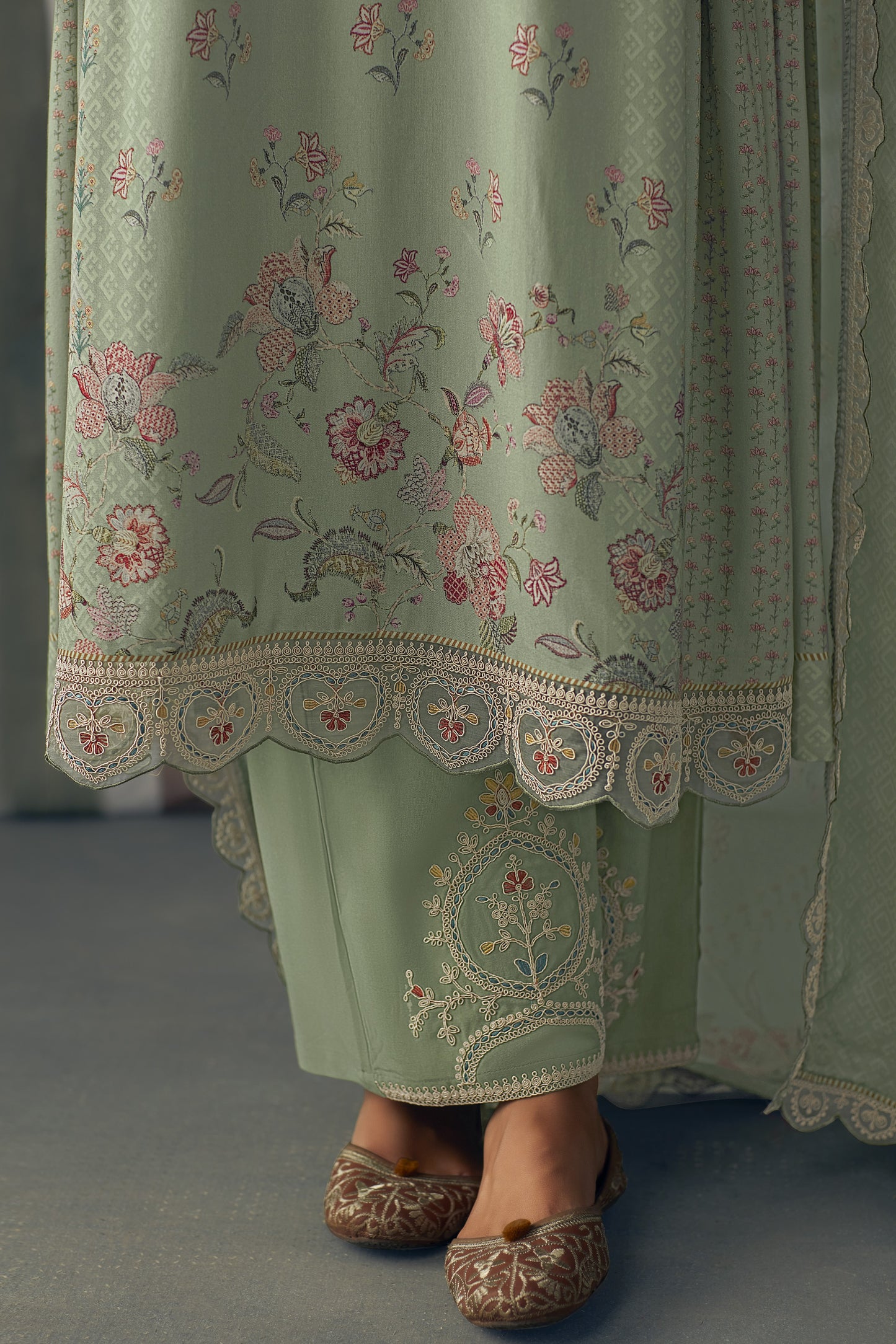 Aaradhya Green Muslin Printed Dress Material